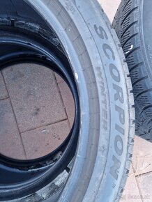 Pirelli Scorpions TM 2x  275/40r22 2x 215/35r22 sada zimna - 8