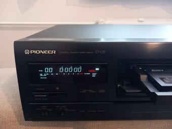 Pioneer D-05  [DAT] - 8