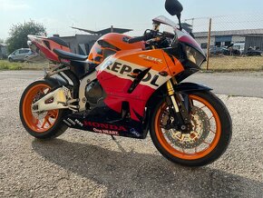 Honda CBR 600RR REPSOL 2014 AKRAPOVIČ - 8