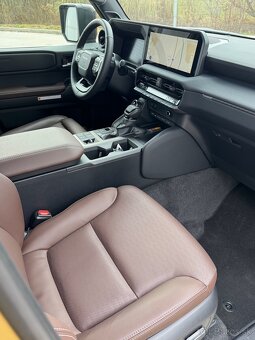 TOYOTA LANDCRUISER FIRST EDITION LIMITED - 8