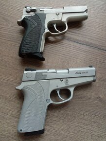 Smith & Wesson 6906 - 8