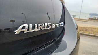 Toyota Auris 1.8 hybrid executive - 8