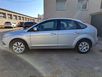 Ford Focus 1.6 16V Duratec Trend - 8