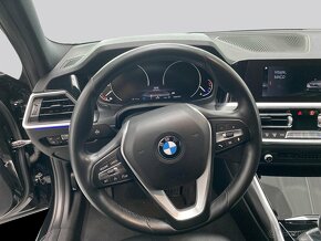 BMW 320d xDrive Automat Touring  r.2019 140 kW  SUPER STAV - 8