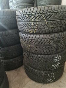 ZIMNE PNEU 245/45 R18 goodyear - 8