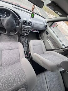 Dacia logan 1.5 dci - 8