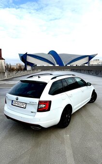 Škoda Octavia RS 2018 2.0TDI DSG Challenge - 8