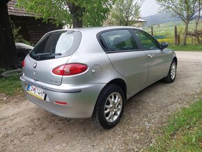 Alfa Romeo 147 1.9 JTD - 8