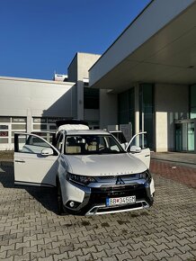 Mitsubishi Outlander 2.0 MIVEC Instyle+ 4WD CVT - 8