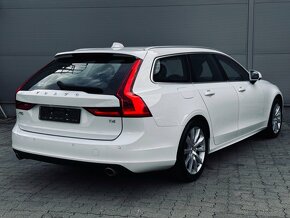 Volvo V90 T4 2.0L Momentum A/T - 8