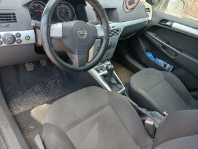 Opel astra H combi - 8