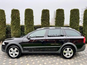 Škoda Octavia Combi Scout 4×4 - 2.0TDi 103Kw 140Ps. +Šíber.. - 8