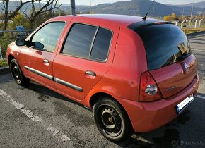 Renault Clio - 8