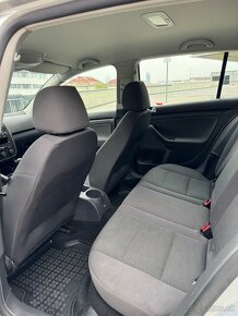 Volkswagen Golf 5 1.9 TDI - 8