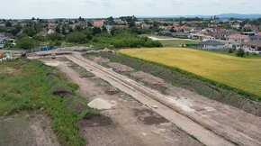 Predaj exkluzívnych pozemkov blízko Trnavy za vyhodné ceny - 8