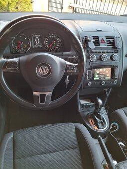 Predám VW touran 2014 2.0 tdi 103kW DSG comfortline - 8