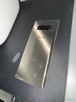 Zadne sklá Samsung Galaxy Note 8 zlatá farba - 8