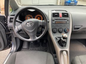 Toyota Auris 1,4D-4D, r.v.2008, kúp. v SR - 8