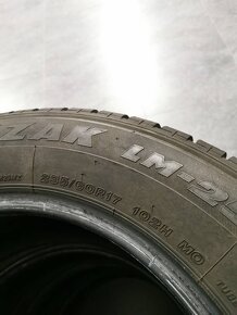 Bridgestone Blizzak LM 25 235/60 R17 102H zimné - 8