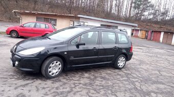 Predám Peugeot 307 sv 2.0hdi 66kw rv 2006 - 8