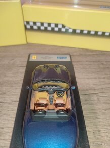 1:43 Ferrari 550 Cabrio - 8