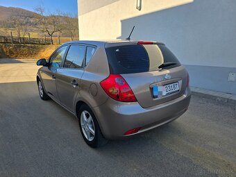 Kia Ceed 1.6benzin 97400km 1.majiteľovi,slovenské auto - 8