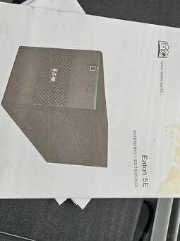 Záložný zdroj UPS EATON 5E 1500 - 8