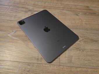 Apple iPad pro 11 2 generácie 128GB - 8