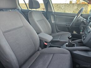 VOLKSWAGEN GOLF V 1.4  - 1. MAJITEL 105 000km - 8