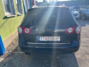 Volkswagen Passat Variant 2.0 TDI DPF Highline - 8