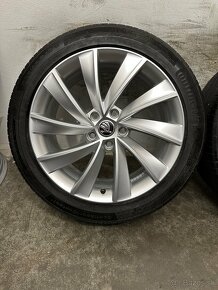 Letná sada Škoda Pegasus 5x112 R18 , 235/45/18 - Superb 3 - 8