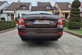 Škoda Octavia 1.8 TSI Business - 8