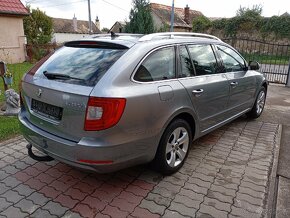 Škoda Superb II 2.0TDI CR 125KW Combi Model 2011 - 8