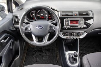 Kia Rio - 8