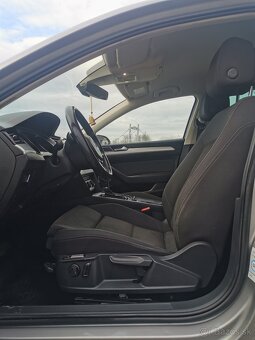 VW Passat Variant  B8 1.6 TDI DSG - 8