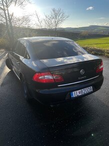 Škoda superb 2.0 TDi 103 kW , 2011r - 8