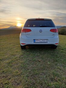 VW GOLF 7 ročník 2017 - 8