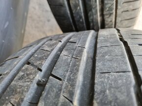 Pneu 235/55 r18 - 8