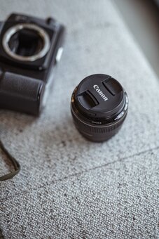 Canon EF 28mm 1.8 USM - 8