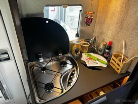 LUXUSNY KARAVAN LAIKA ECOVIP L3009 Automat - 8