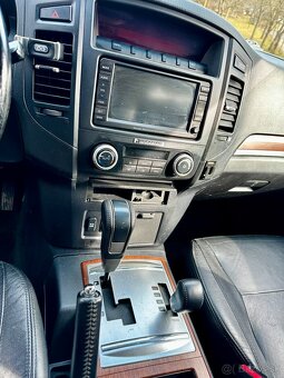 pajero 3.2 di-d 7 miestne 4x4 - 8