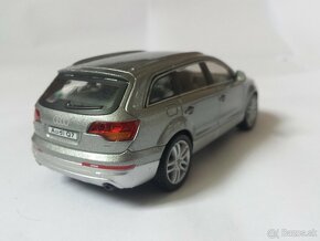 Zbierka modelov Audi Q7 - 8