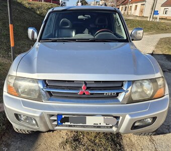 Mitsubishi Pajero - 8