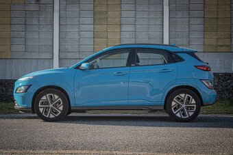 Hyundai Kona Electric 100 - 8