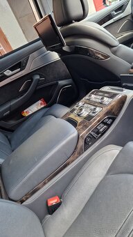 AUDI A8 L 3.0 TDI - 8