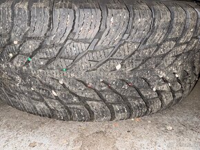 Nokian hakkapeliitta 235/55R18 - 8