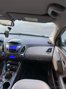 HYUNDAI iX35 2.0 CRDI 4x4 - 8