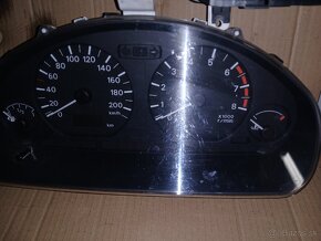 Mitsubishi Carisma  - tachometer - 8