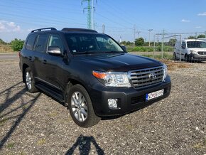 Toyota Land Cruiser 200 V8 4.5 I D-4D Lux - 8