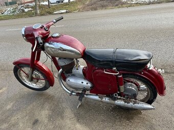 JAWA 250 / 559 - 8